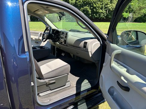 Used 2008 Chevrolet Silverado 1500 W/T w/ LS Package RWD image 10