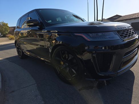 Used 2022 Land Rover Range Rover Sport SVR image 5