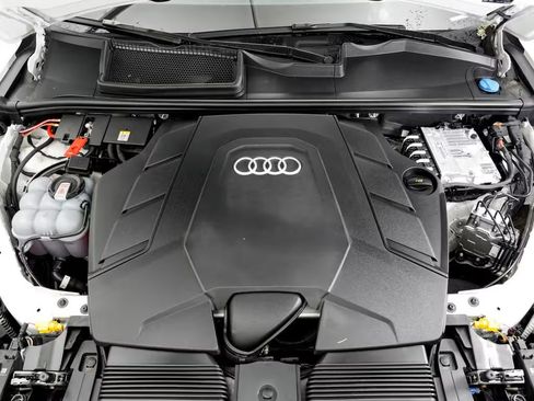 Used 2025 Audi Q7 3.0T Premium Plus image 29