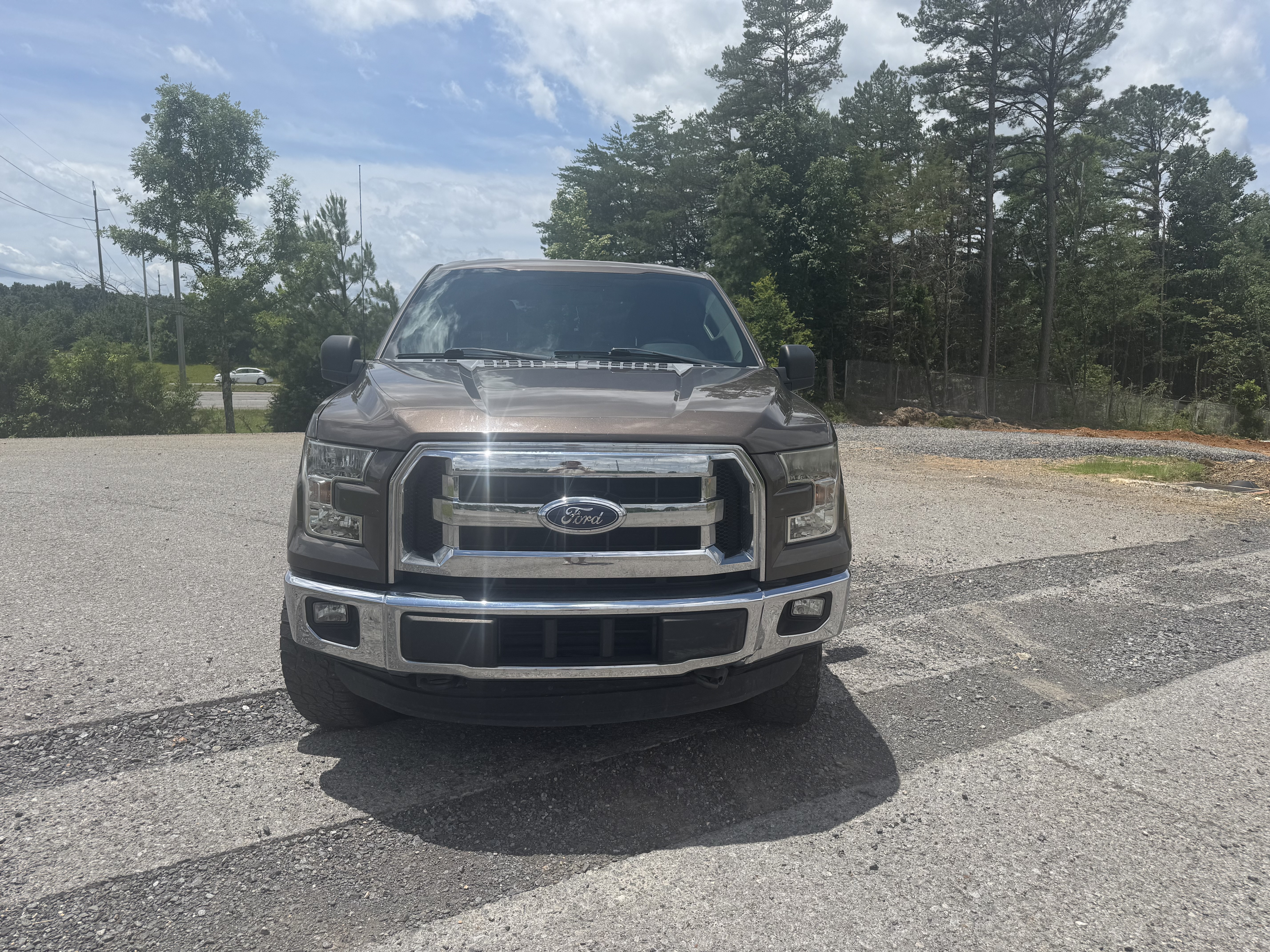 Used 2016 Ford F150 XLT AWD/4WD image 2
