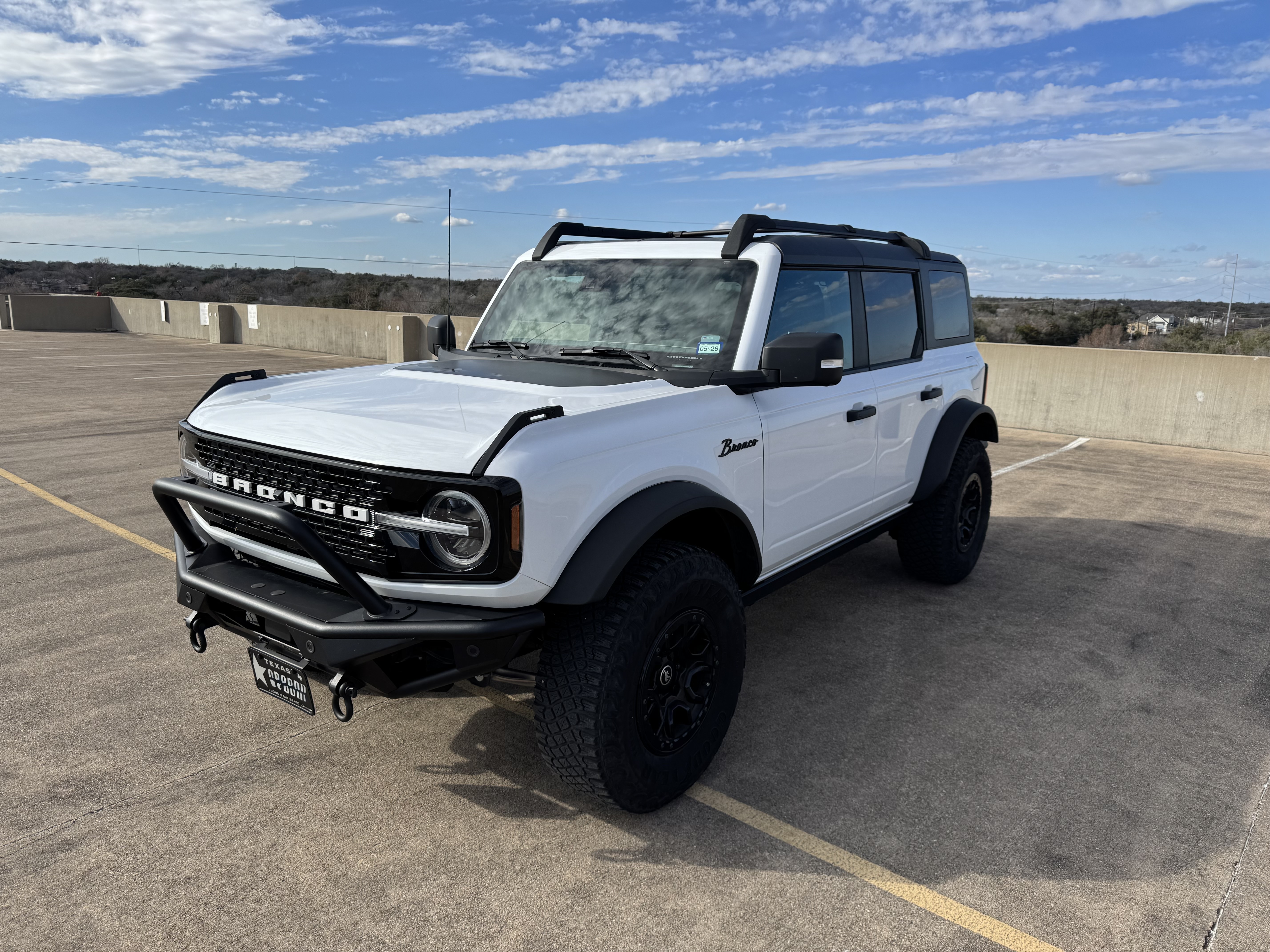 Used 2023 Ford Bronco Wildtrak AWD/4WD image 1