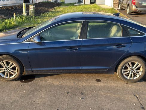 Used 2016 Hyundai Sonata SE FWD image 1