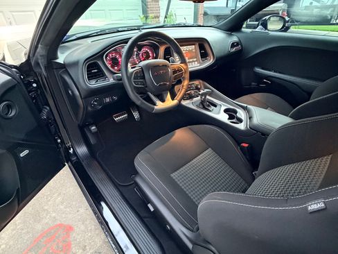 Used 2023 Dodge Challenger SRT Hellcat image 17
