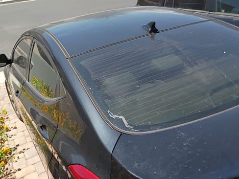Used 2011 Hyundai Elantra Limited FWD image 4