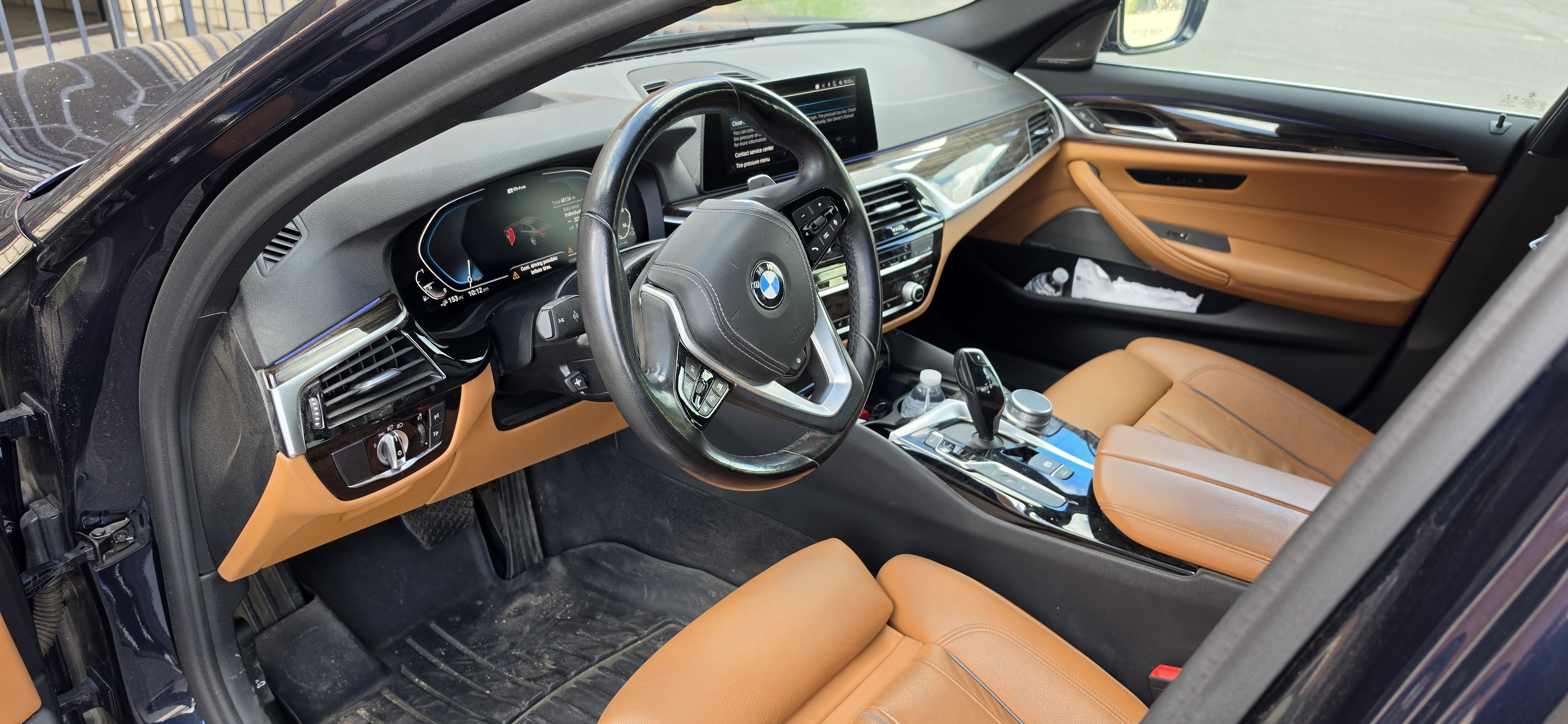 Used 2020 BMW 530e xDrive AWD/4WD image 4
