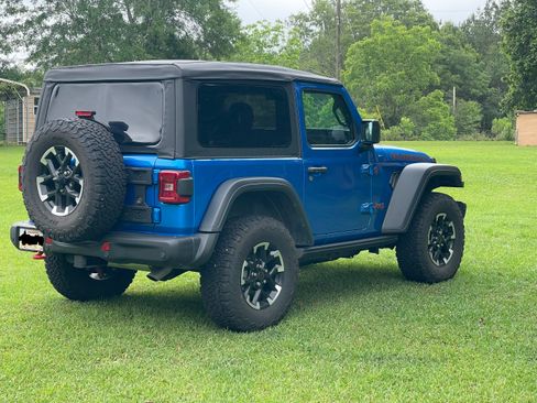 Used 2025 Jeep Wrangler Rubicon w/ Steel Bumper Group AWD/4WD image 9