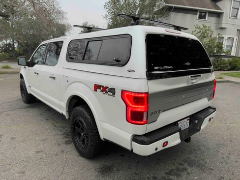 Used 2018 Ford F150 Platinum w/ Equipment Group 701A Luxury image 5