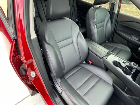 Used 2023 Nissan Rogue SV w/ SV Premium B Package image 20