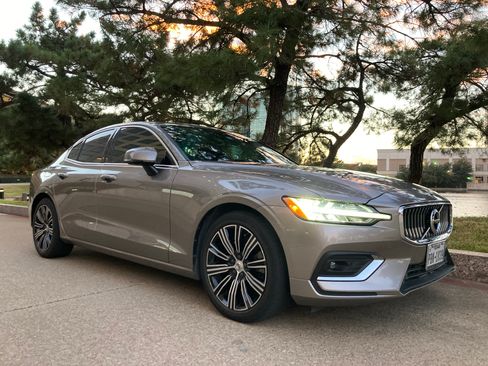 Used 2019 Volvo S60 T5 Inscription FWD image 6