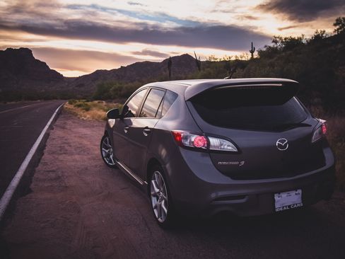 Used 2012 MAZDA MAZDA3 Touring w/ Mazdaspeed Tech Pkg image 2