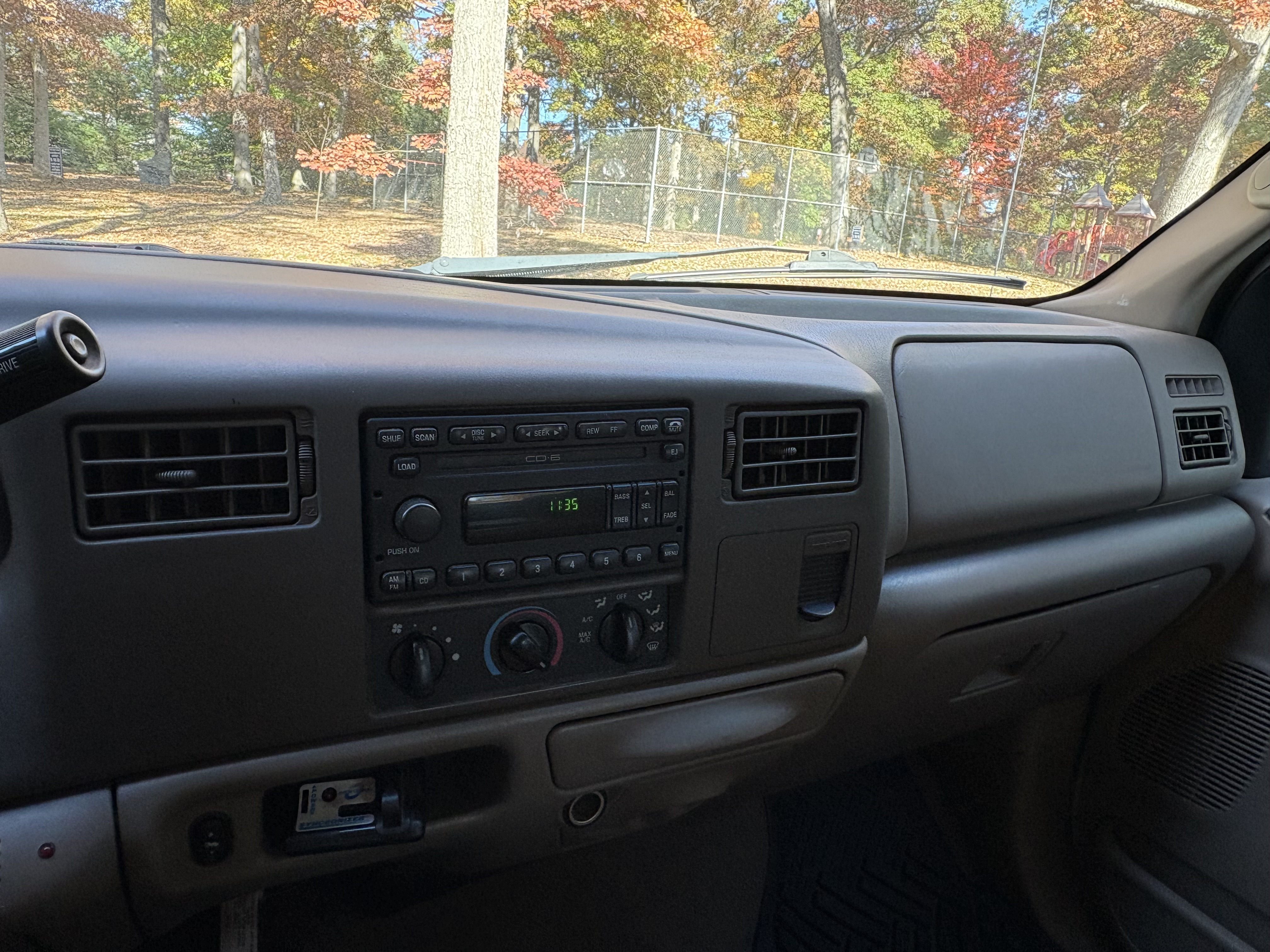 Used 2002 Ford F250 2WD Crew Cab Super Duty image 13