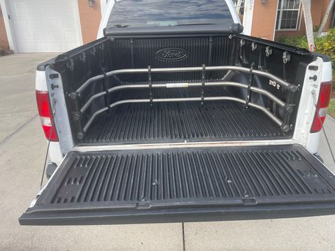 Used 2004 Ford F150 XLT image 2