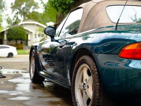 Used 1998 BMW Z3 1.9 image 2