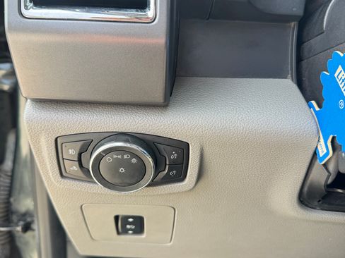 Used 2015 Ford F150 XLT w/ Equipment Group 301A Mid image 13