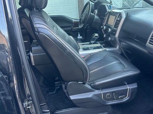 Used 2015 Ford F150 Platinum w/ Equipment Group 701A Luxury image 25