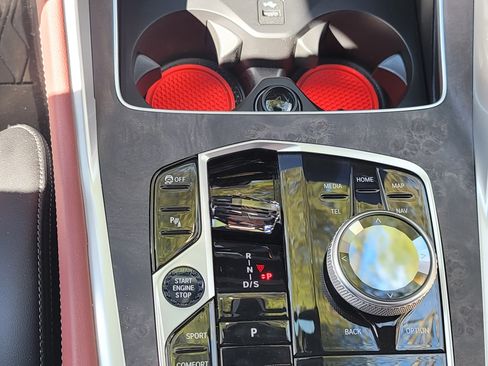 Used 2025 BMW X6 M60i image 17