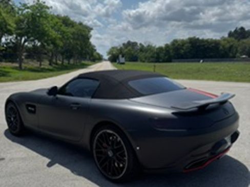 Used 2018 Mercedes-Benz AMG GT Roadster image 9