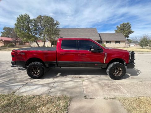 Used 2024 Ford F250 King Ranch image 1