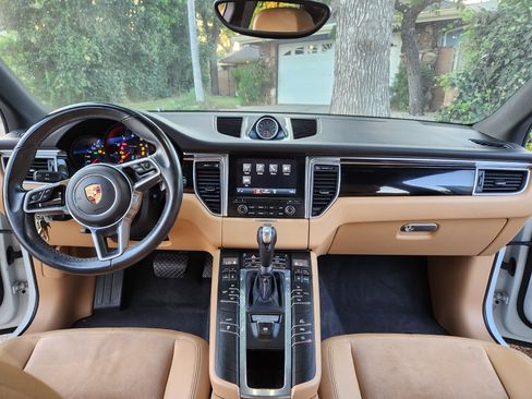 Used 2018 Porsche Macan Sport Edition image 14