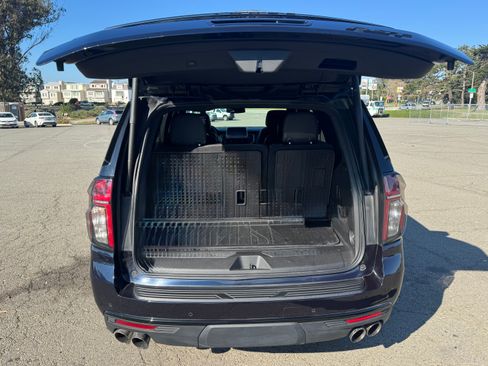 Used 2023 Chevrolet Tahoe RST w/ RST Performance Edition image 10