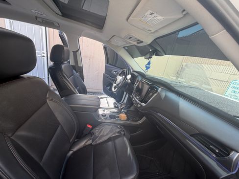 Used 2018 Chevrolet Traverse Premier w/ Redline Edition FWD image 15