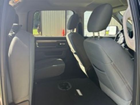 Used 2016 RAM 3500 Big Horn AWD/4WD image 15