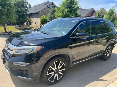 Used 2019 Honda Pilot Elite image 2