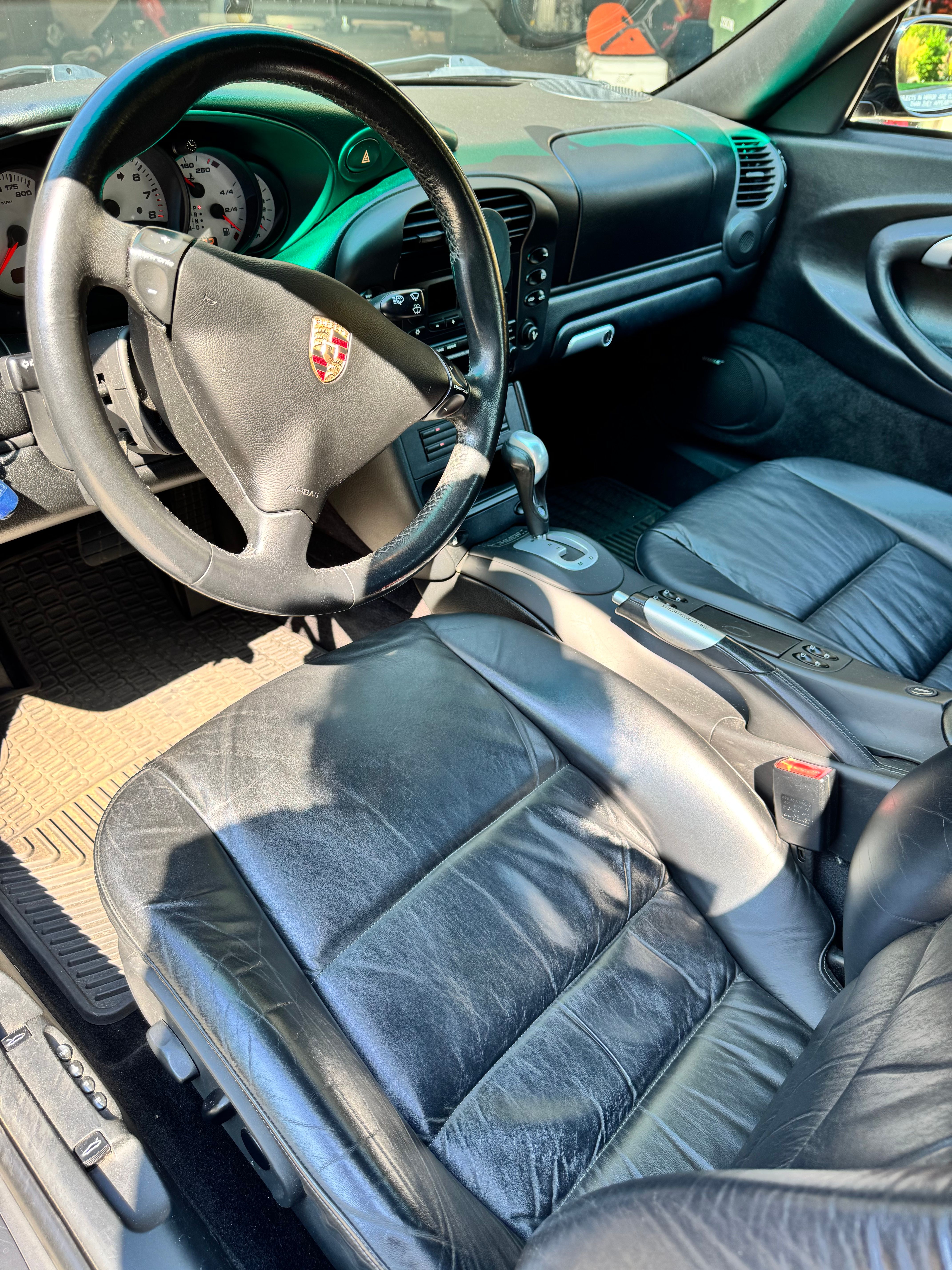 Used 2004 Porsche 911 Carrera 4 AWD/4WD image 5
