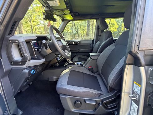 Used 2021 Ford Bronco 4-Door w/ Sasquatch Package AWD/4WD image 6