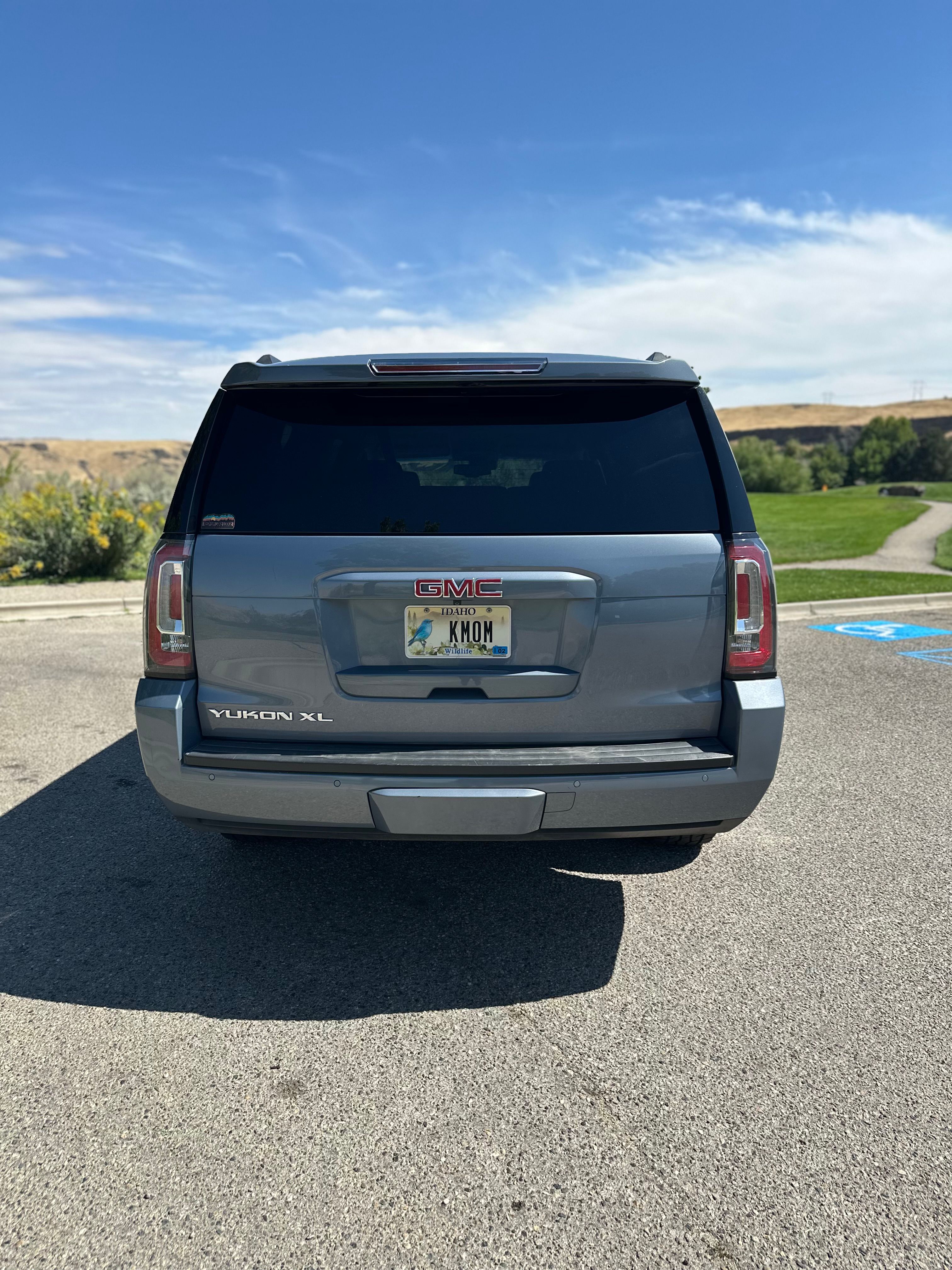 Used 2016 GMC Yukon XL SLT AWD/4WD image 11