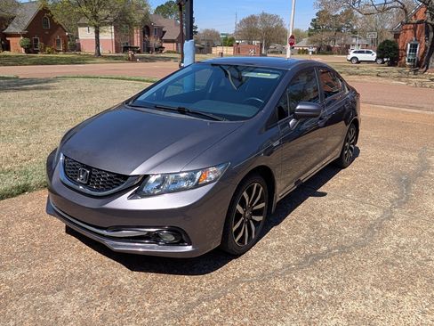 Used 2015 Honda Civic EX-L image 2