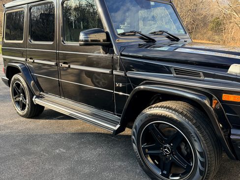 Used 2017 Mercedes-Benz G 550 image 7