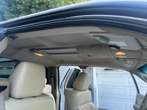 Used 2004 Ford F150 Lariat image 8