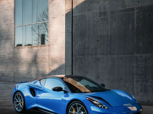 Used 2024 Lotus Emira First Edition image 15