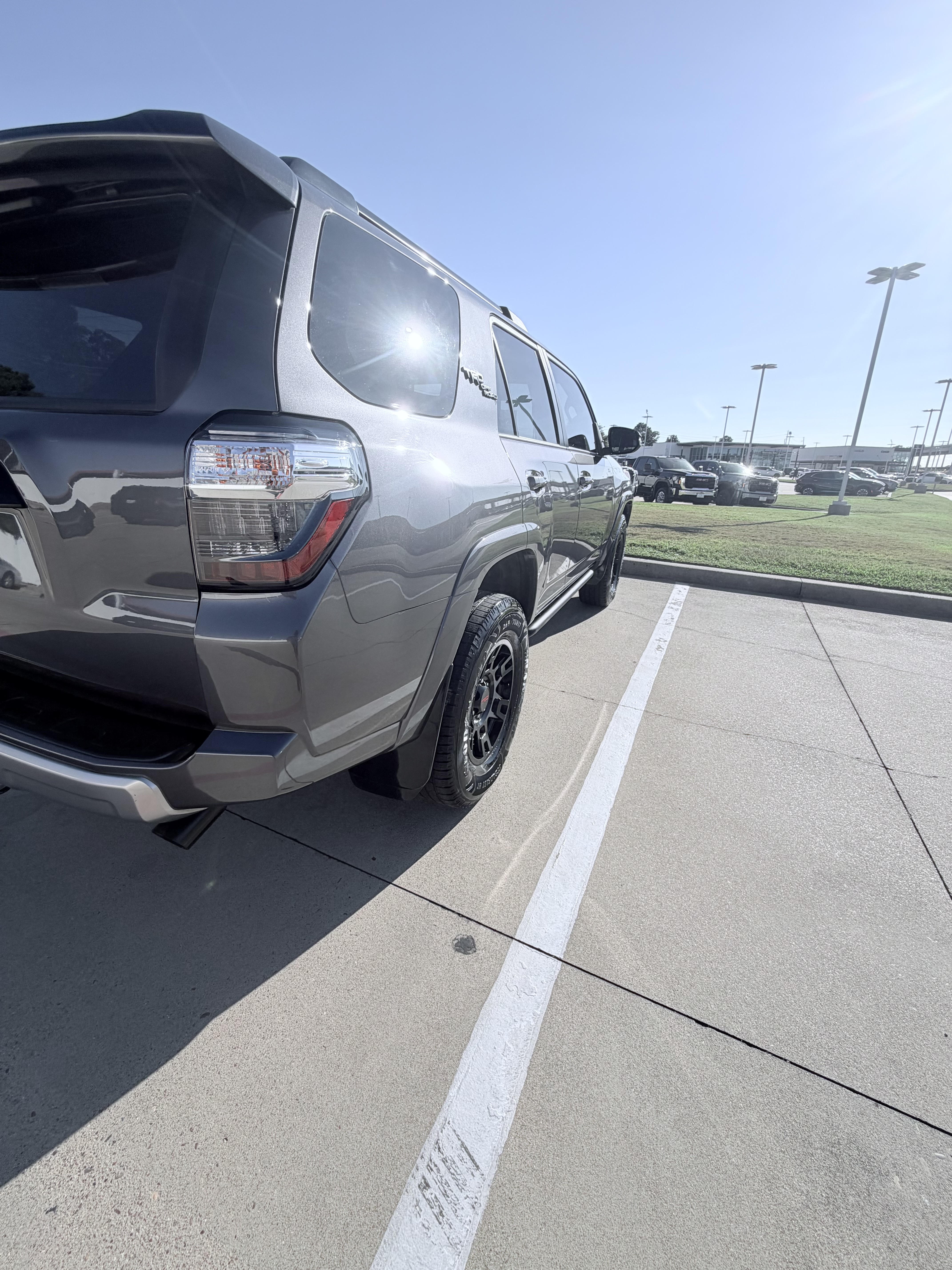 Used 2023 Toyota 4Runner TRD Off-Road Premium w/ Off Road Premium Plus Package AWD/4WD image 9
