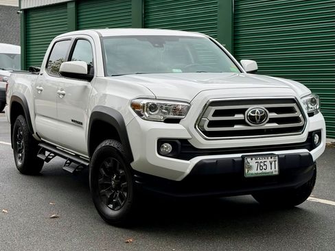Used 2021 Toyota Tacoma SR5 image 1