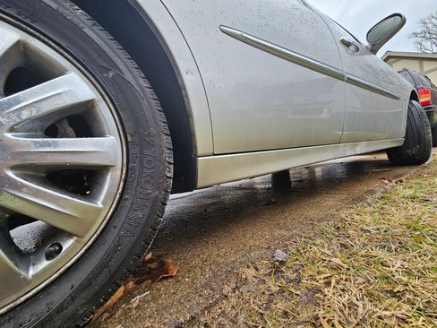Used 2008 Buick LaCrosse CXL w/ Driver Confidence Package image 19