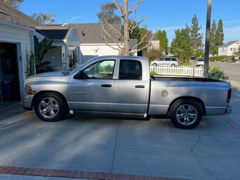 Used 2003 Dodge Ram 1500 Truck Laramie Pickup 4D 6 1/4 ft image 2
