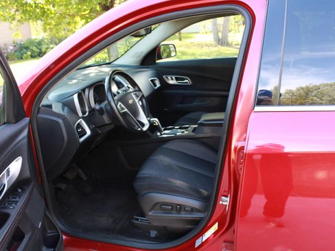 Used 2015 Chevrolet Equinox LT w/ Driver Convenience Package AWD/4WD image 10