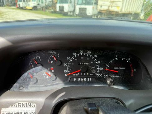 Used 1999 Ford F350 141 WB image 9