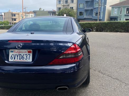 Used 2008 Mercedes-Benz SL 550 image 8