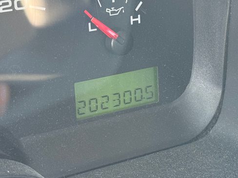 Used 2007 Ford F150 XLT image 19