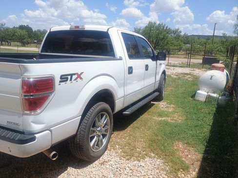 Used 2014 Ford F150 STX w/ Equipment Group 201A Mid RWD image 2