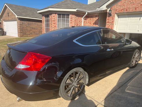 Used 2011 Honda Accord EX-L image 4