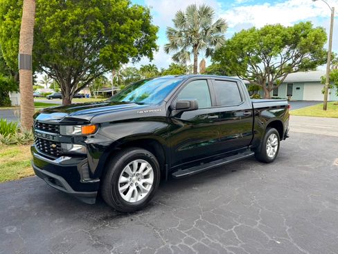 Used 2022 Chevrolet Silverado 1500 Custom RWD image 5