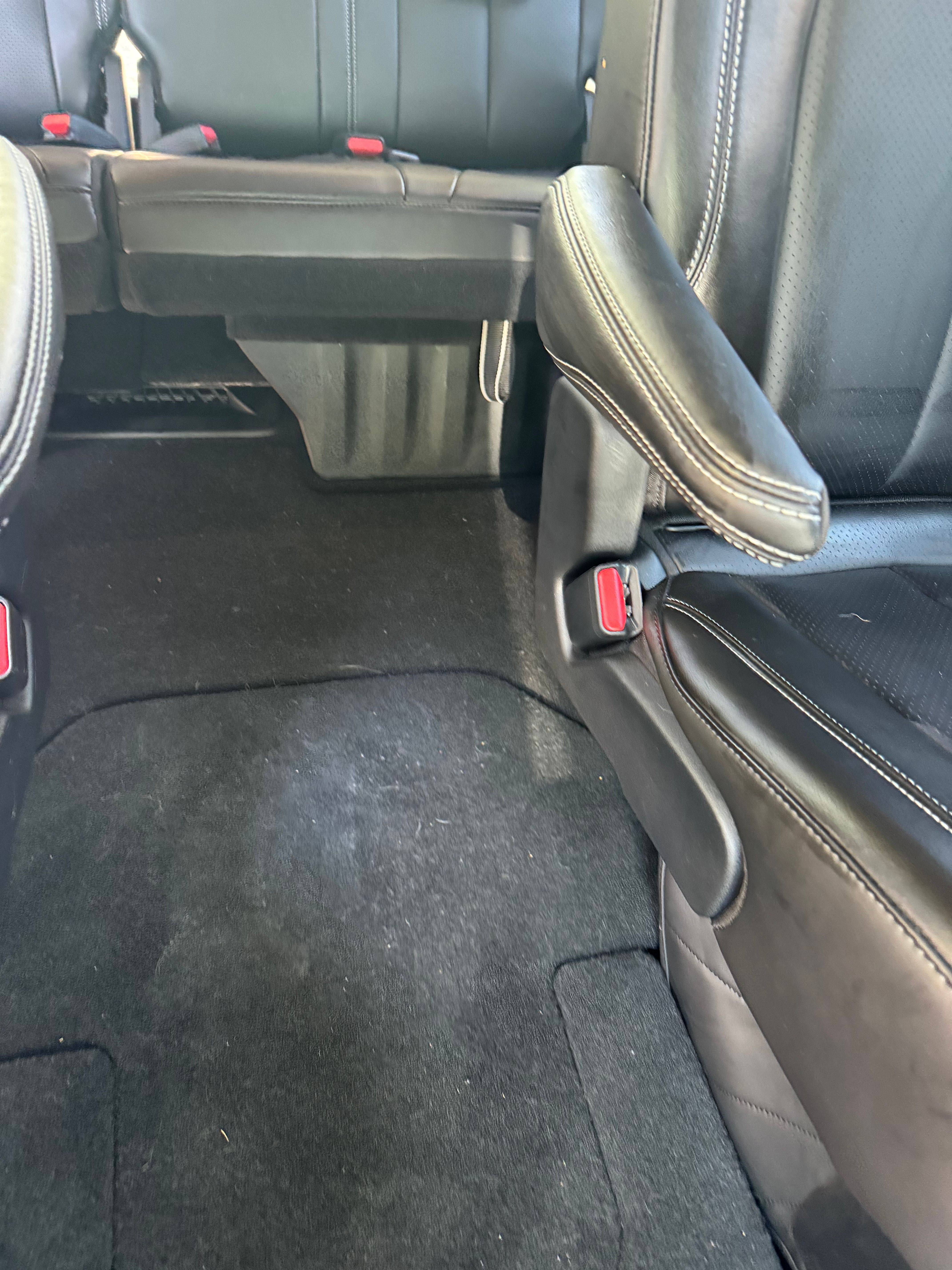 Used 2023 Chrysler Pacifica Touring-L w/ S Appearance Package FWD image 24