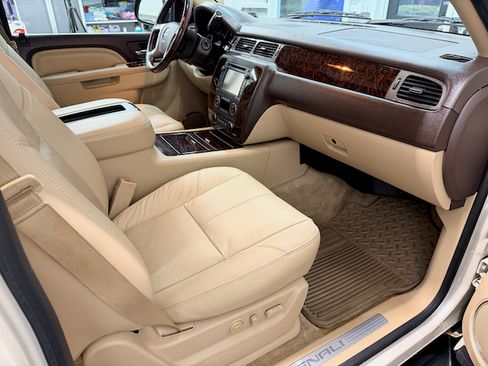 Used 2014 GMC Yukon Denali image 13