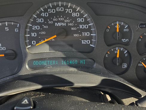 Used 2005 Chevrolet Silverado 1500 LS image 4