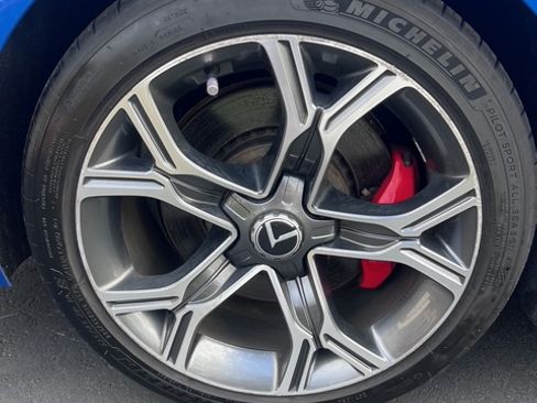 Used 2018 Kia Stinger GT image 27