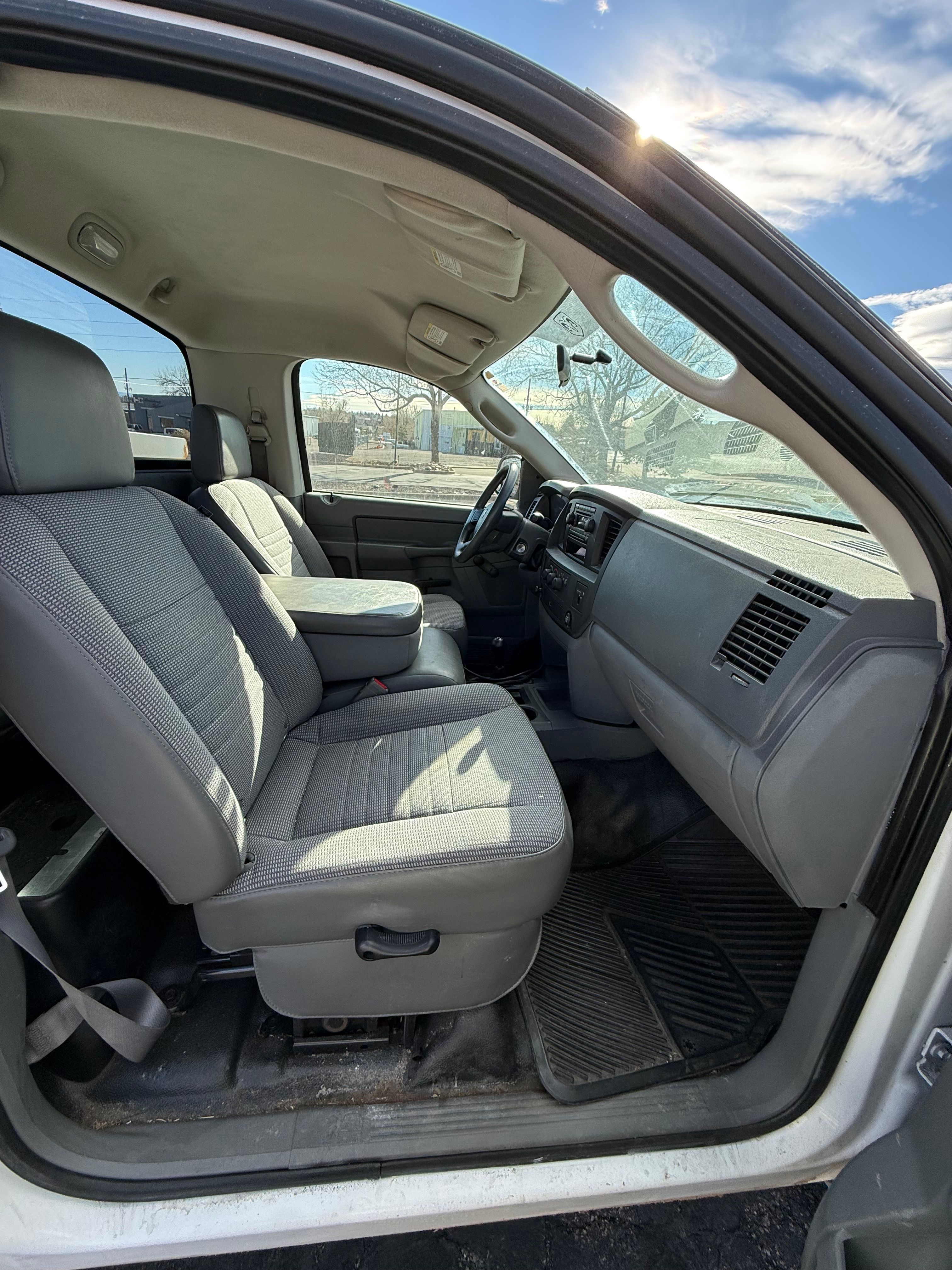 Used 2009 Dodge Ram 2500 Truck ST w/ Popular Equipment Group AWD/4WD image 13